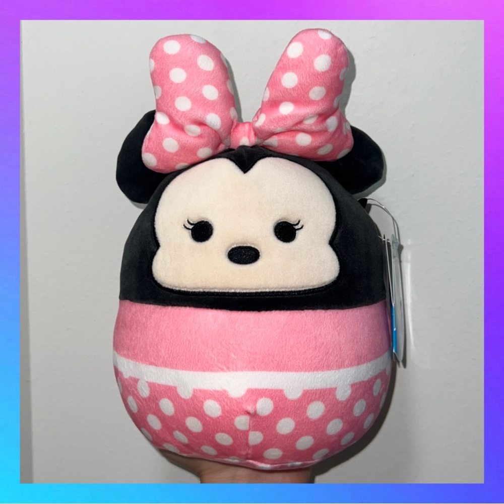 Disney Minnie Mouse Squishmallow NWT